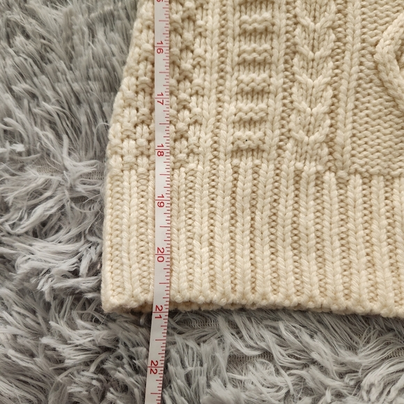 Moda International White Wool Blend Mixed Stitch Boatneck Fitted Sweater - Picture 7 of 7